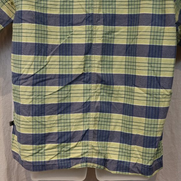 The North Face A5 Series Green Plaid Short-Sleeve Hiking Shirt Medium - Picture 11 of 13